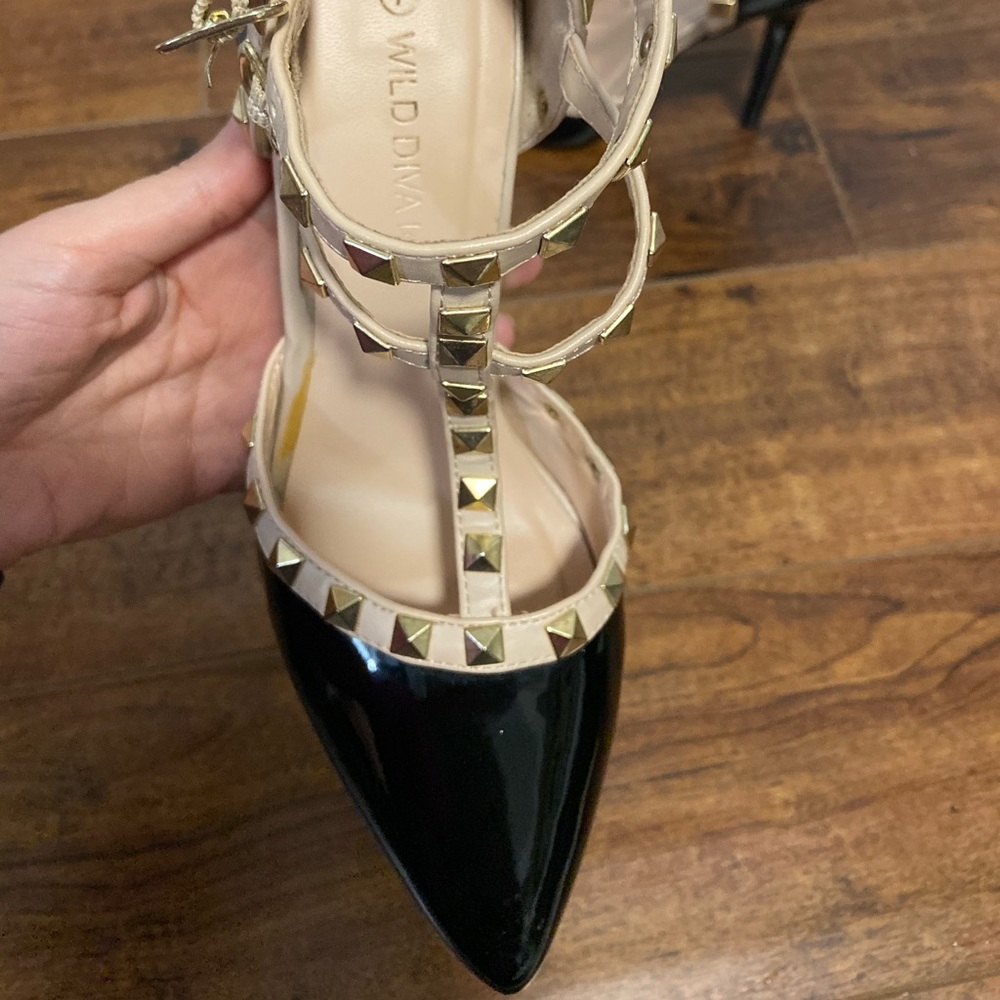 Rockstud T-Strap Pump - Picture 4 of 4